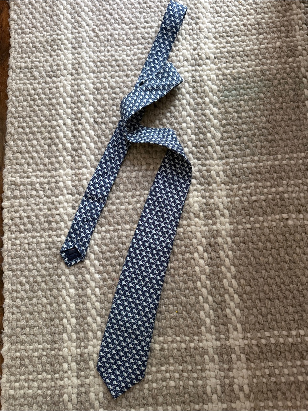 NWT!  Vineyard Vines Yeti Whale Blue Men’s Silk Tie